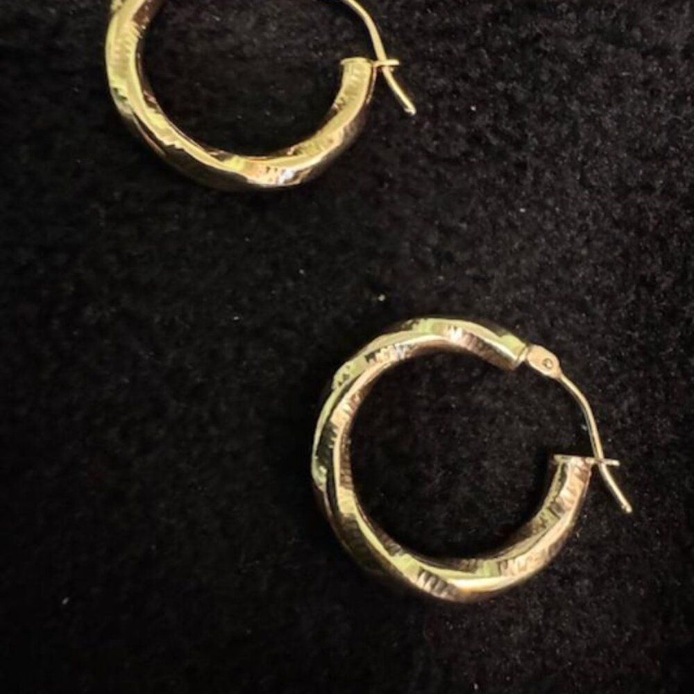 Oradina Goddess Hoops 14k Yellow Gold - Picture 2 of 2